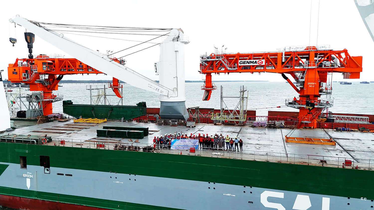GENMA Delivers Two 2500TPH Fixed Ship Loaders to Indonesia(图1) GENMA Delivers Two 2500TPH Fixed Ship Loaders to Indonesia(图1)