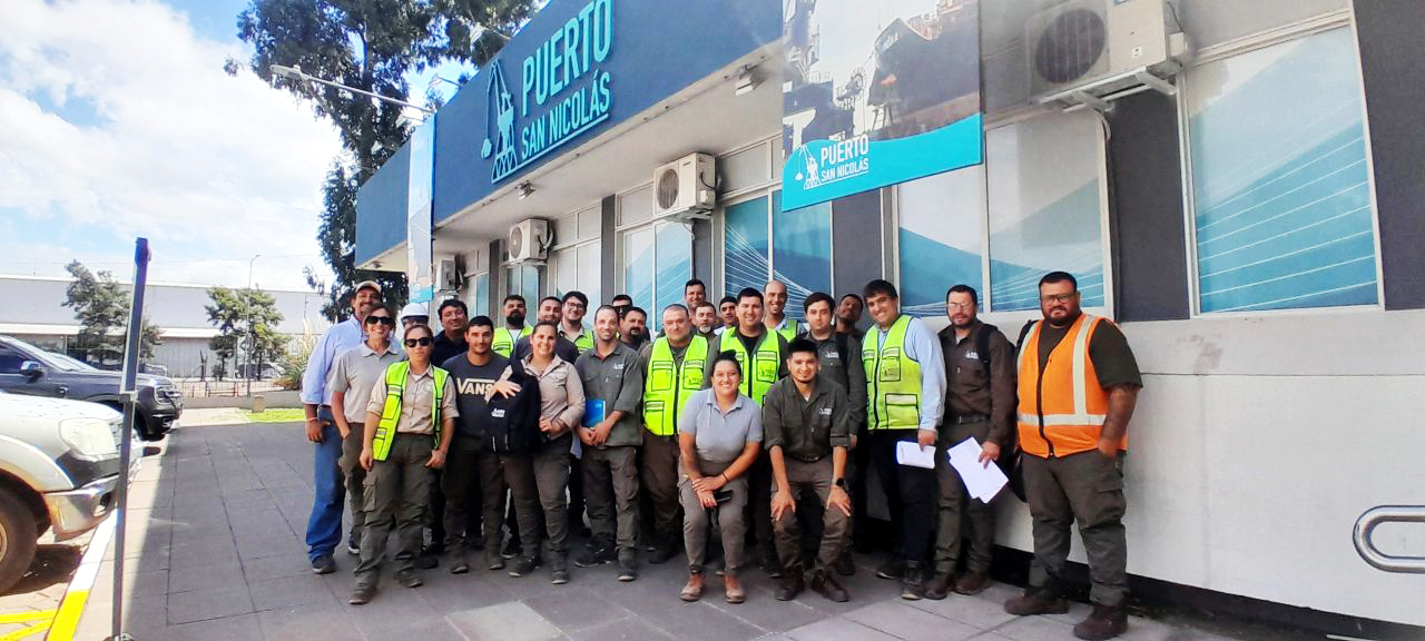 Six Years On, Service Never Stops: GENMA Completes GHC34RE1 Rail-Mounted Crane O&M Training in Argen(图3) Six Years On, Service Never Stops: GENMA Completes GHC34RE1 Rail-Mounted Crane O&M Training in Argen(图3)