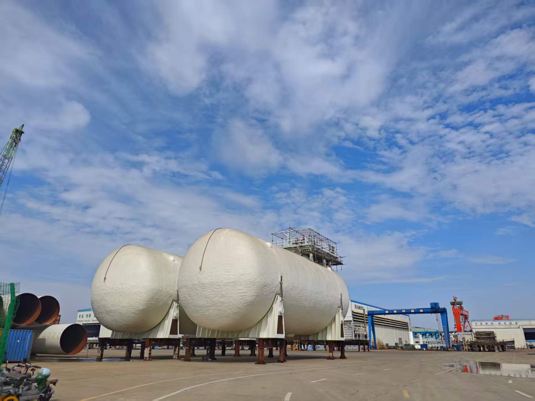 ROC Secures Order for 8 LNG Stainless Steel Low-Temperature Fuel Tanks from Overseas Client(图1)