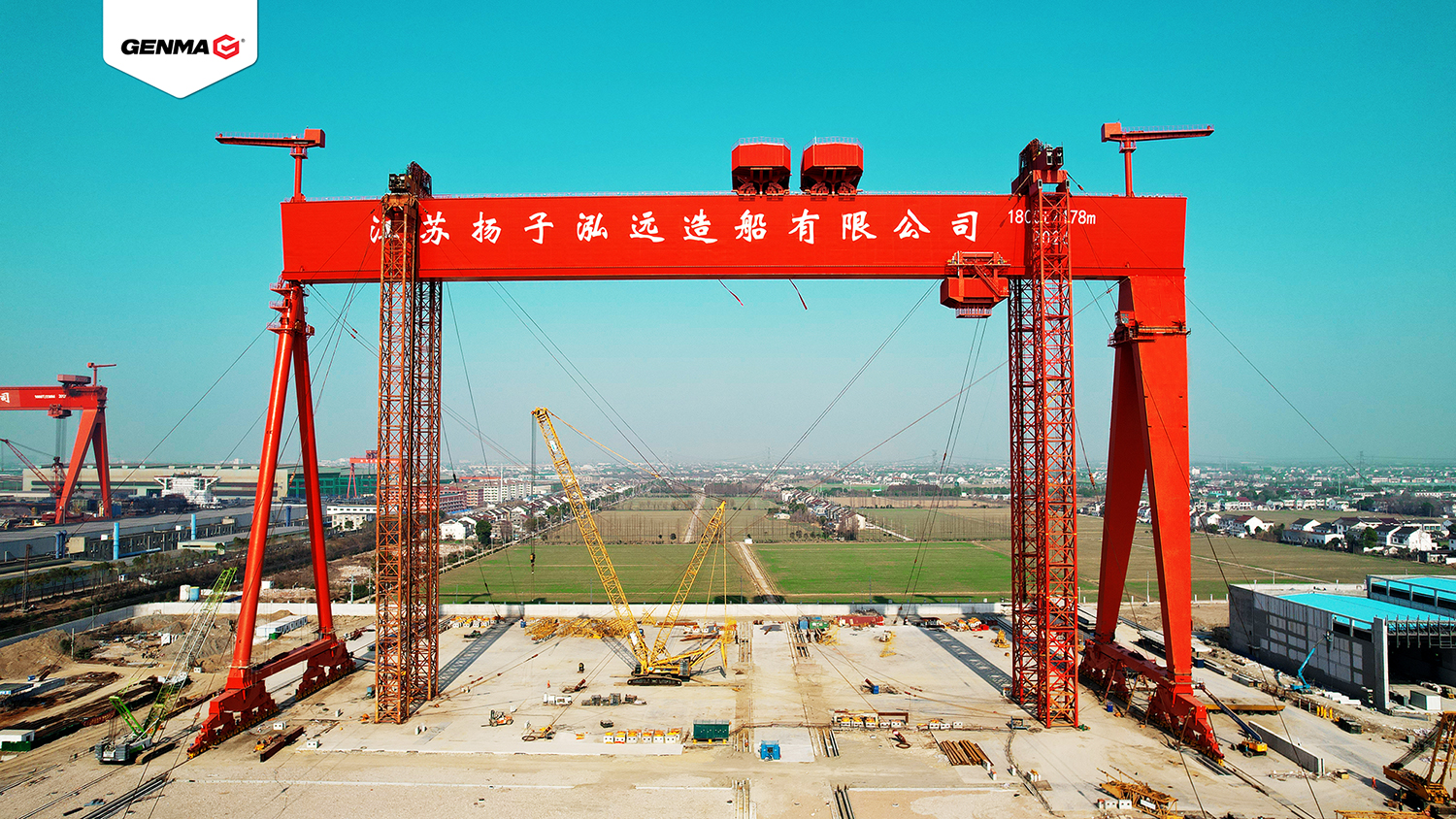 GENMA 1800T Shipbuilding Gantry Crane Successfully Hoisted into Position(图1)