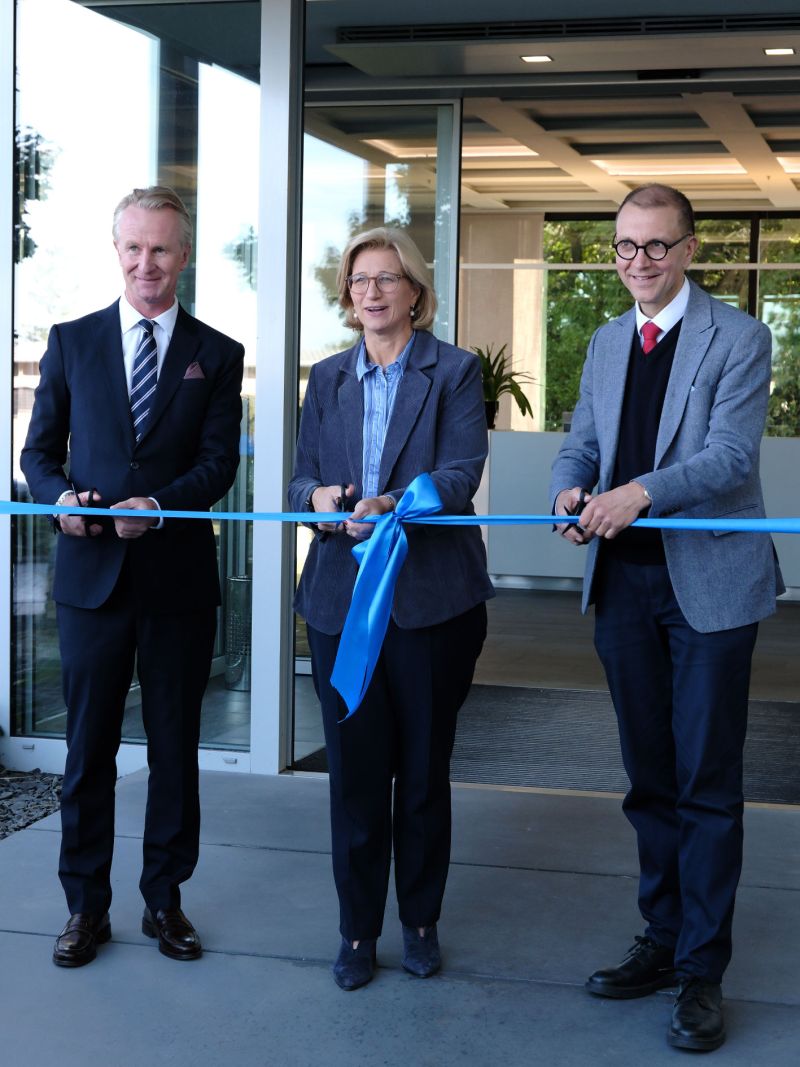 A new chapter for KOCH – Official opening of our new headquarters(图1)